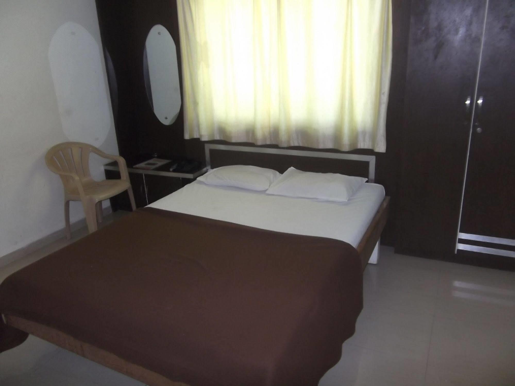 Ranjangaon Ganpati Hotel Rajyog מראה חיצוני תמונה